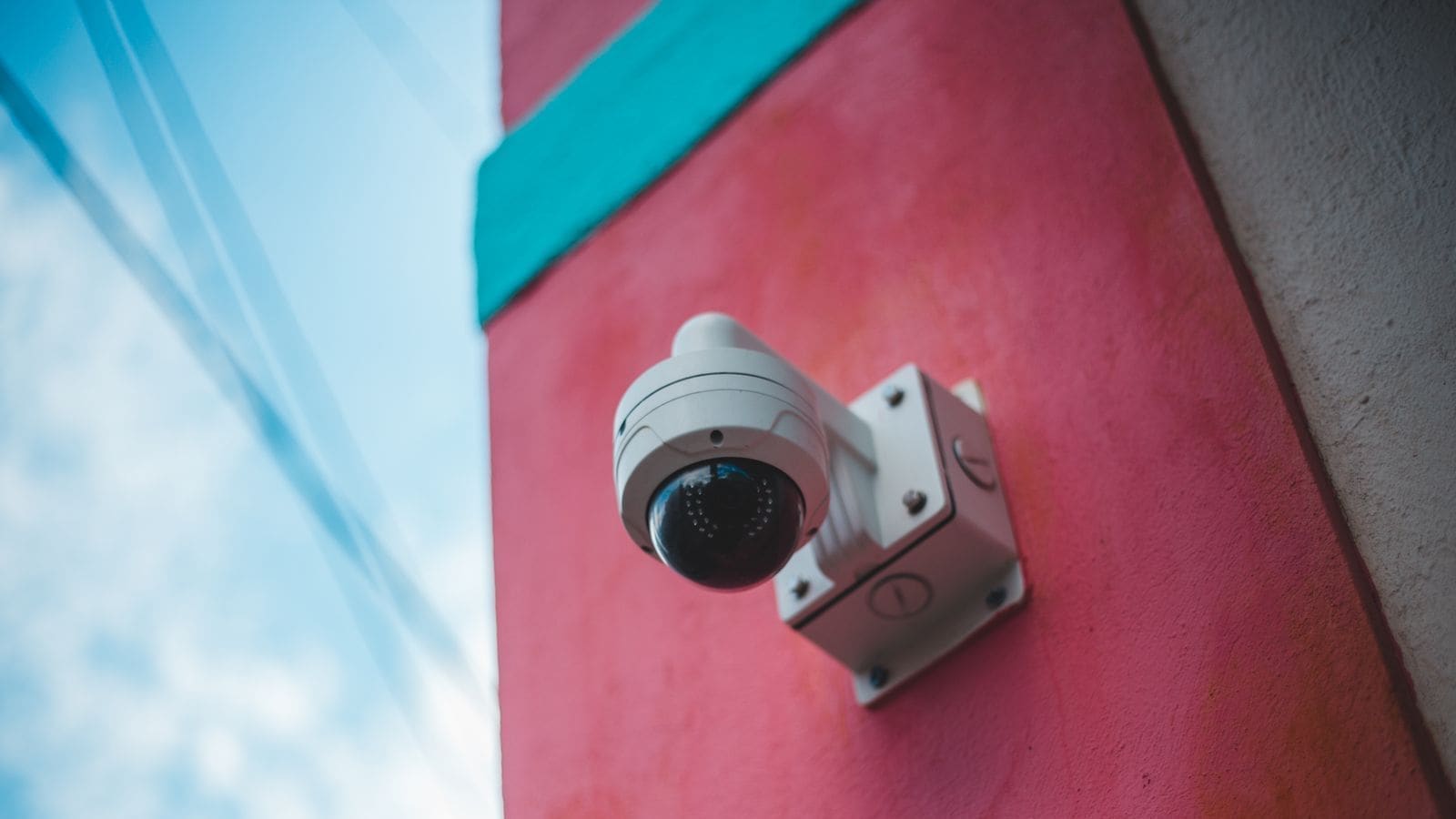 Arlo vs Ring: Best Home Security Camera UK?