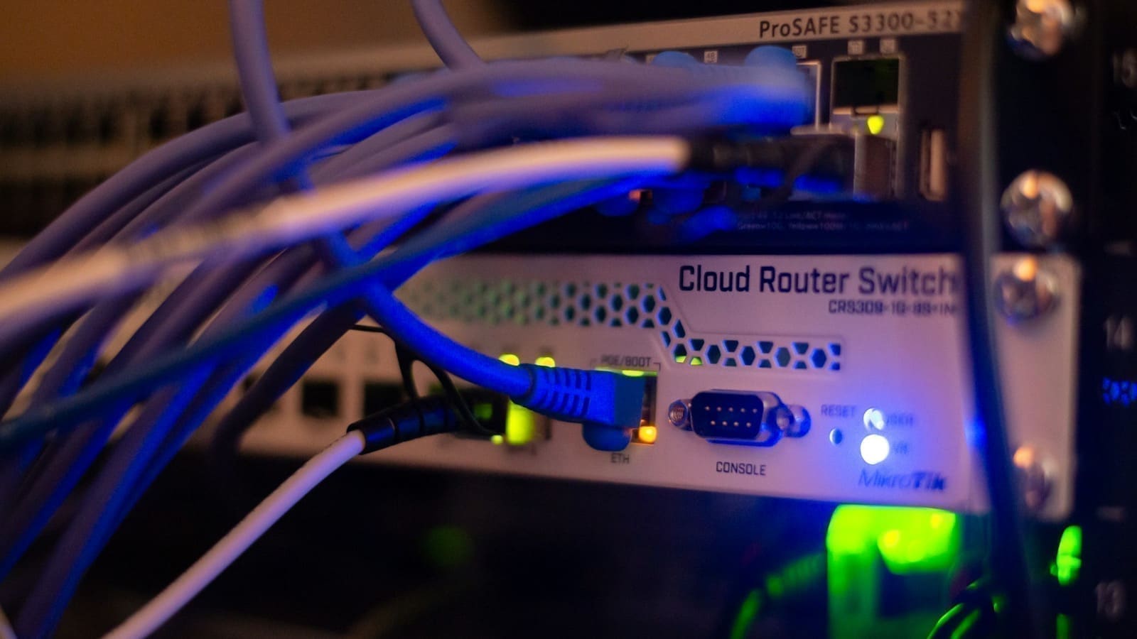 Best PoE Switch for Home UK (2026): Picks for Cameras & Access Points