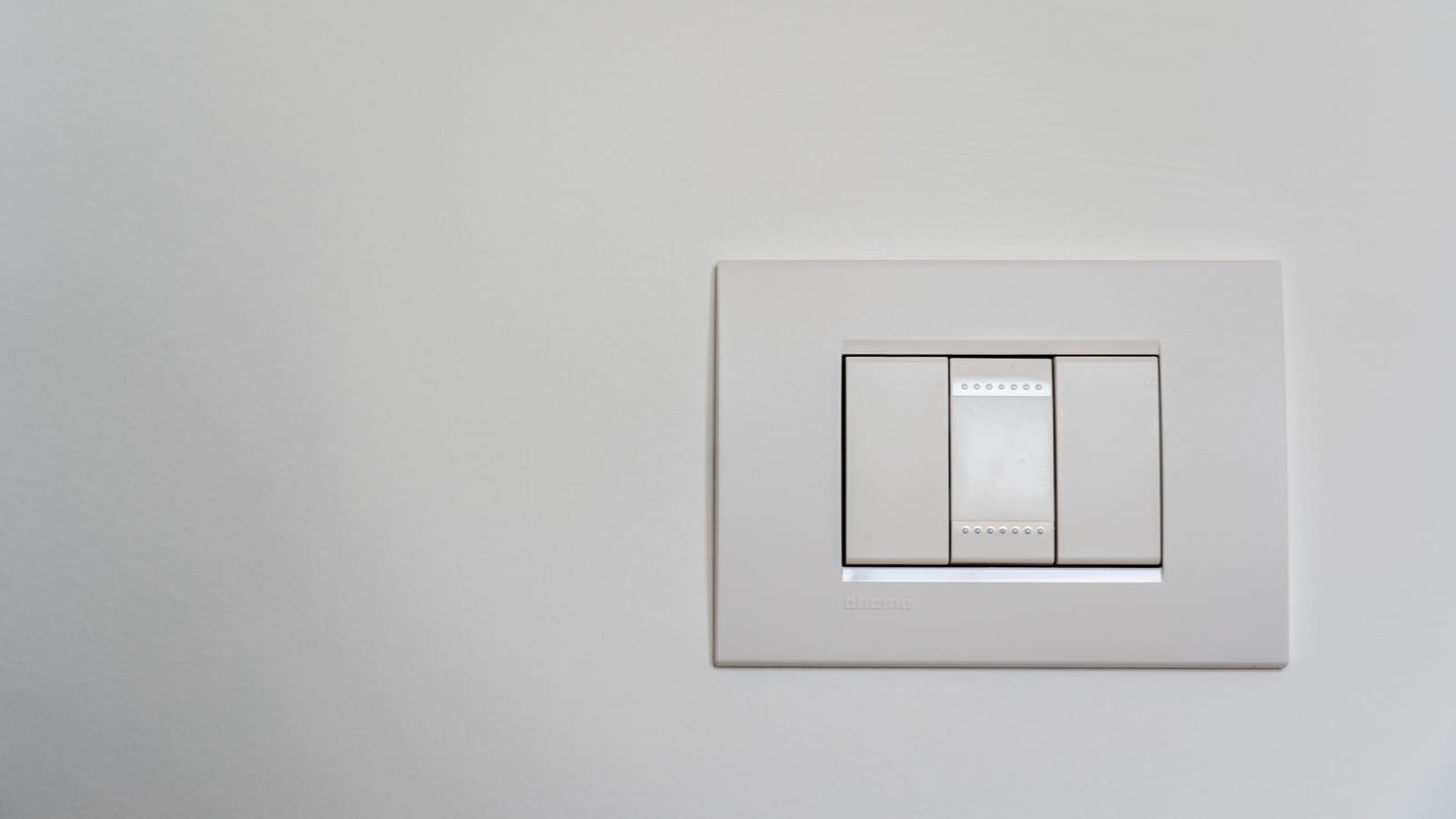 Best Smart Button UK: 4 Buttons for Home Assistant