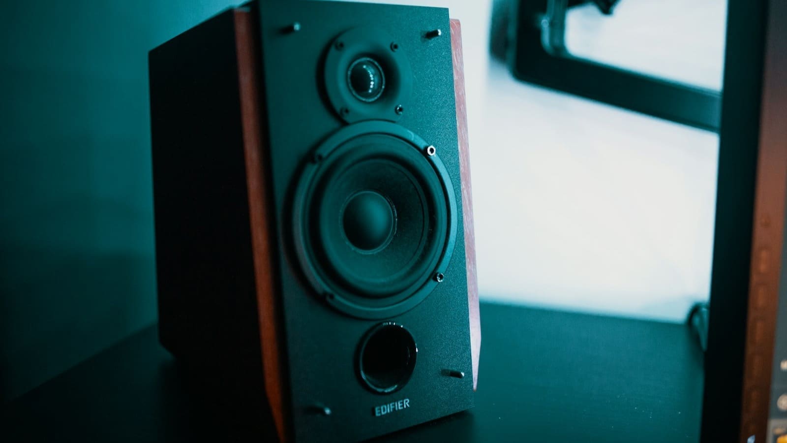 Best Smart Soundbar UK (2026): Top 5 Picks