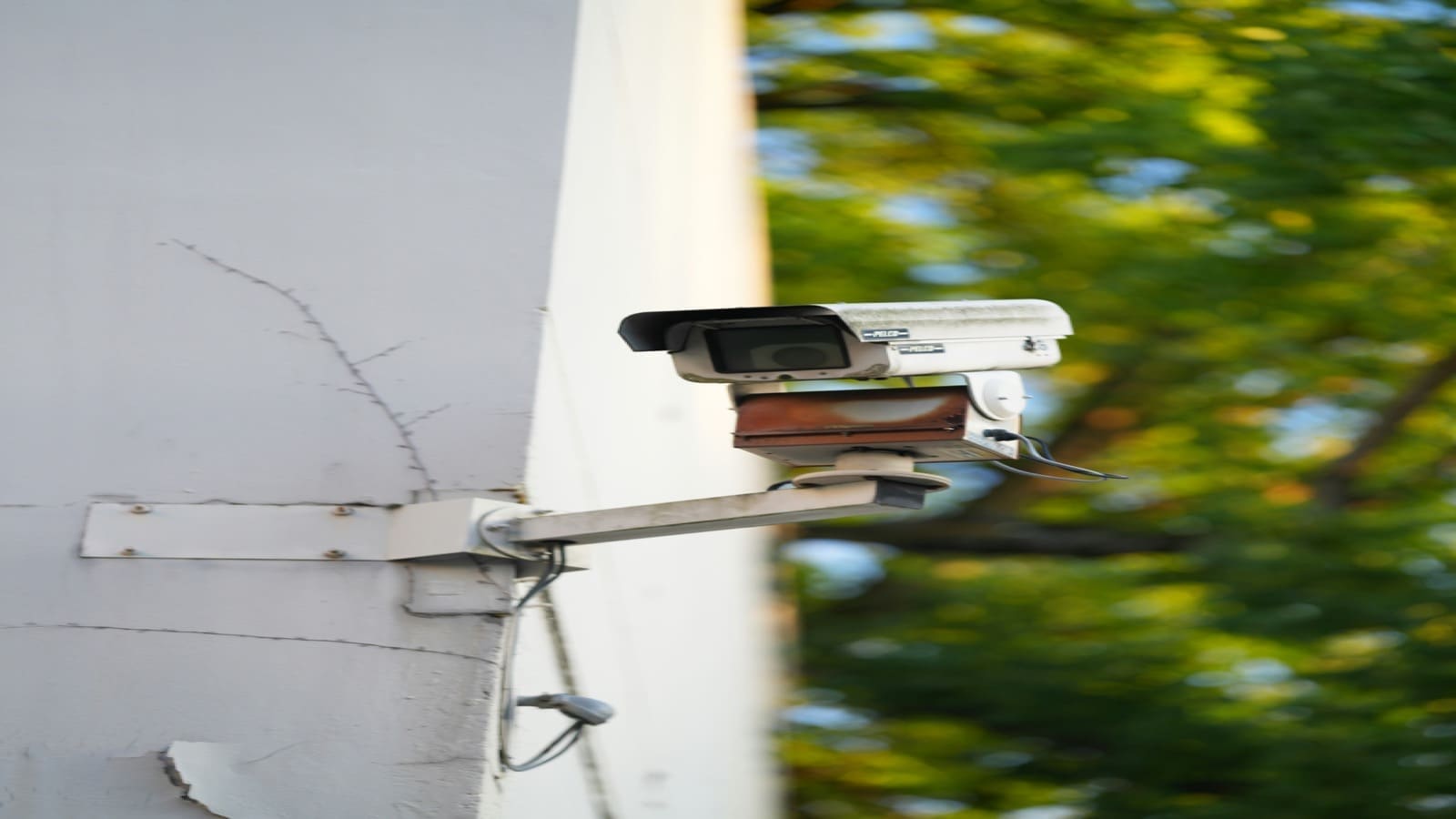 Hikvision Security Cameras UK Review (2026): Pro-Grade at Home