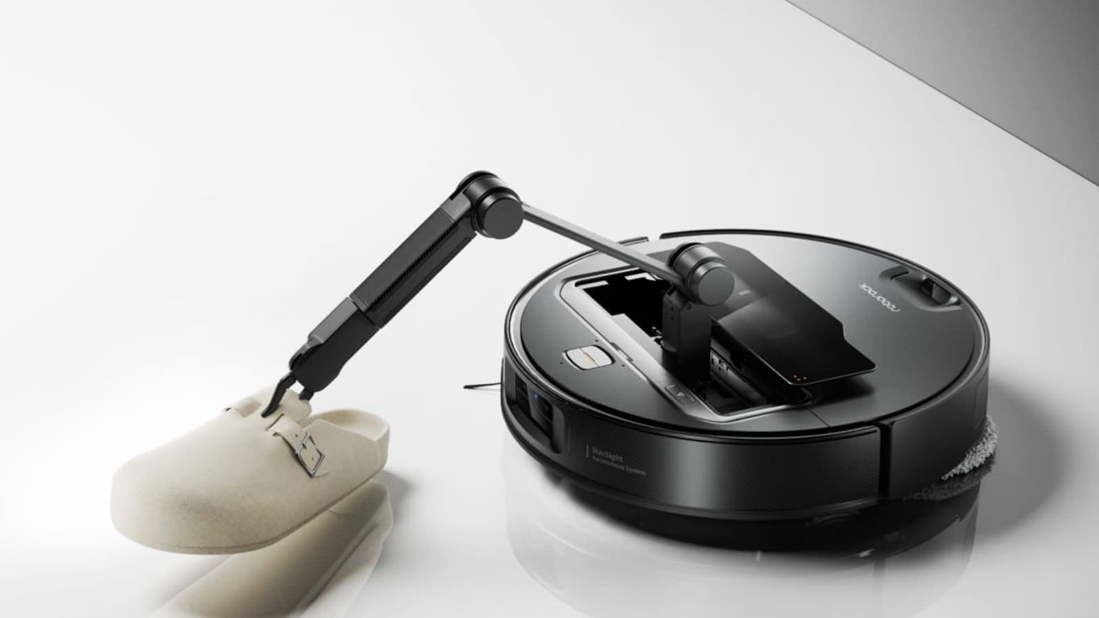 Roborock Saros Z70 Review UK: Is the Robot Arm Worth It?