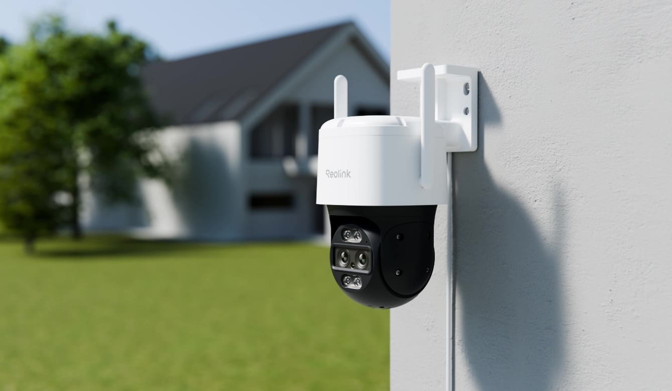 Reolink TrackMix WiFi 4K PTZ Camera